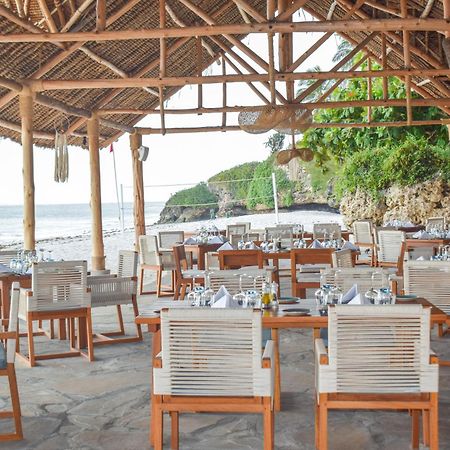 Diamonds Leisure Beach & Golf Resort Diani Beach Exterior foto
