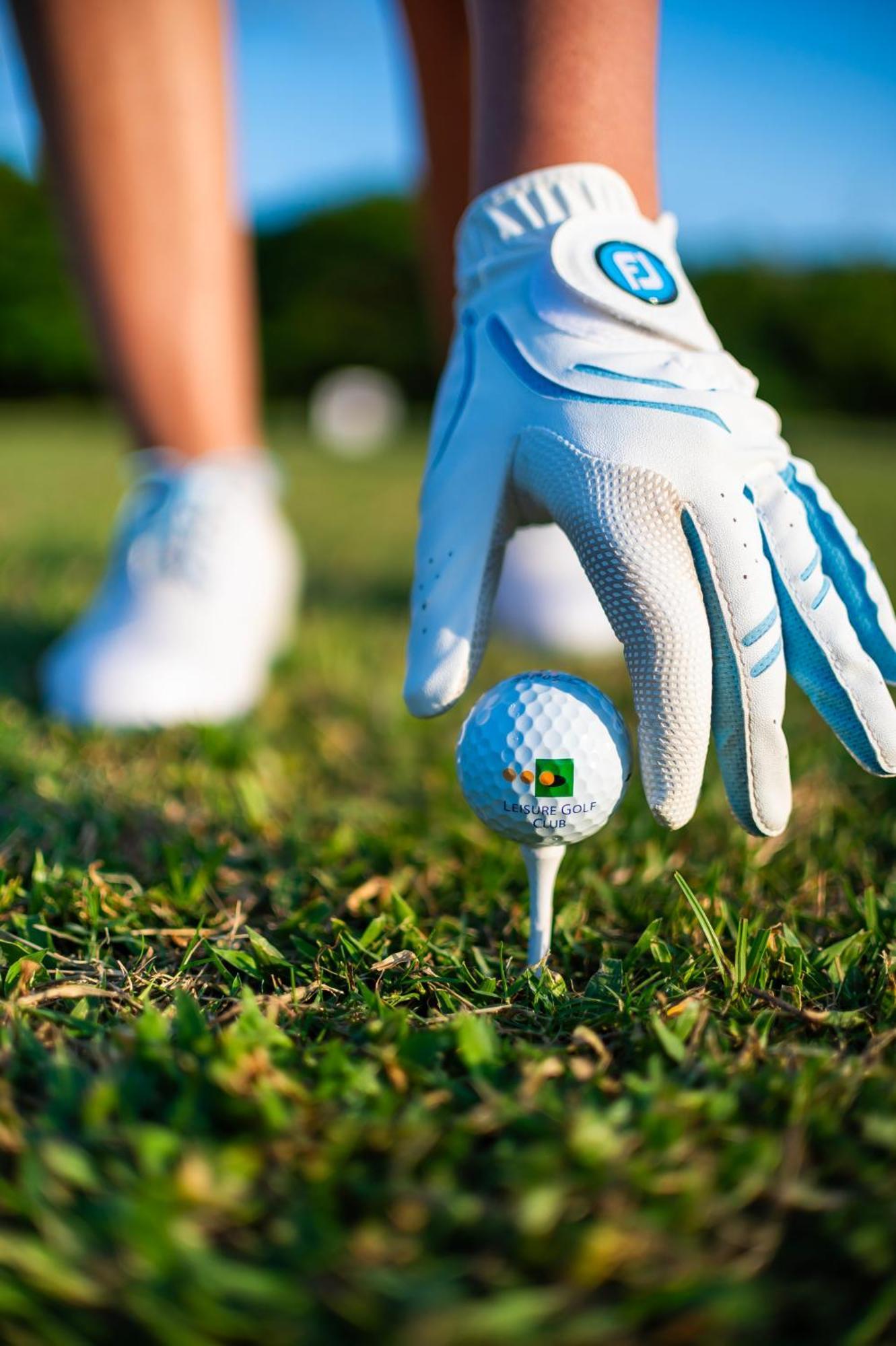 Diamonds Leisure Beach & Golf Resort Diani Beach Exterior foto Golf ball on a tee