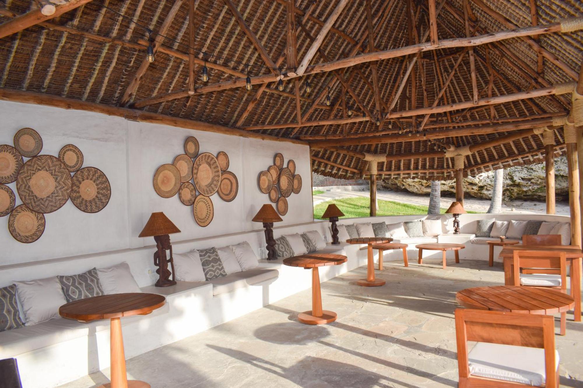 Diamonds Leisure Beach & Golf Resort Diani Beach Exterior foto
